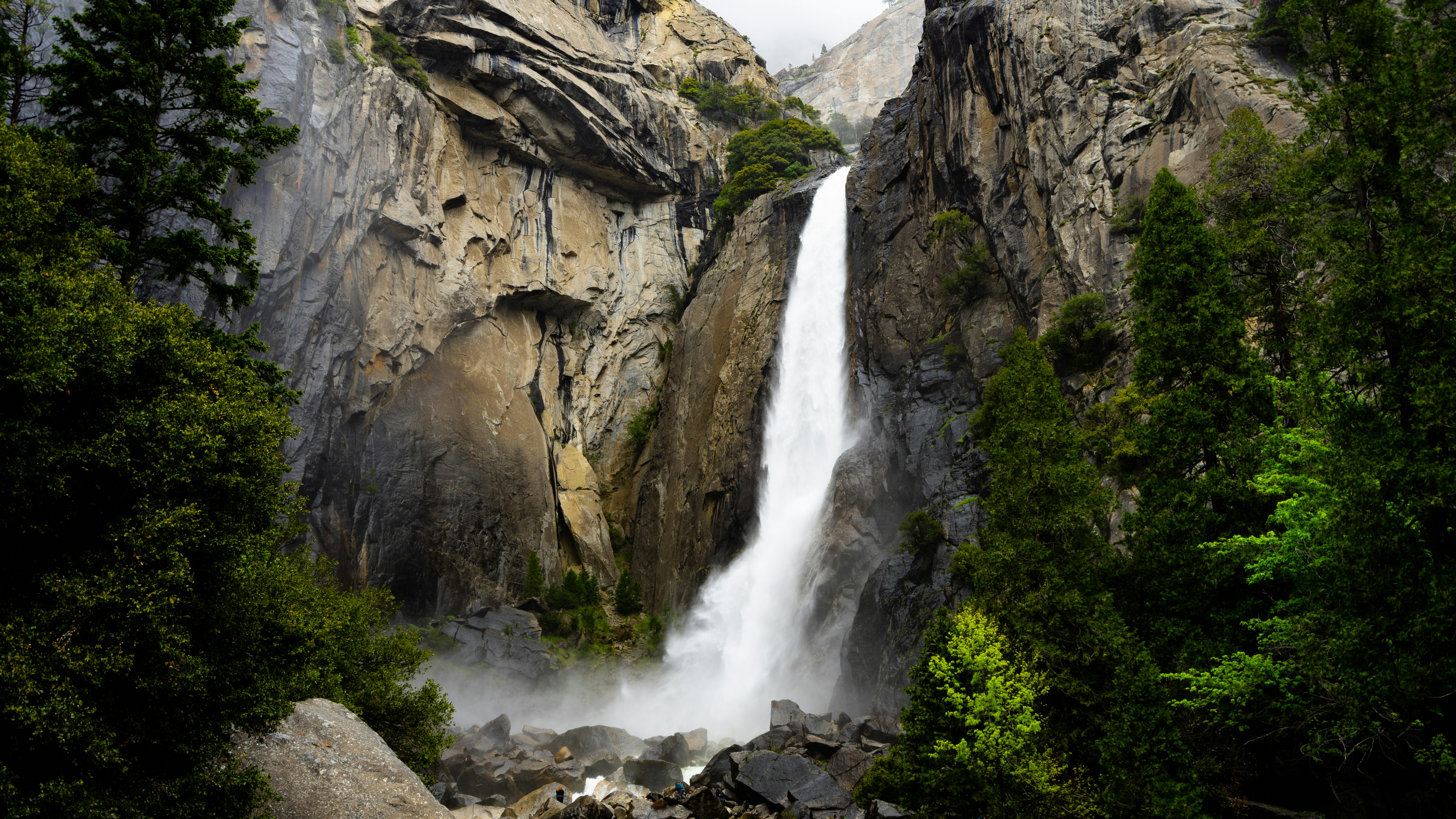 rocky waterfalls